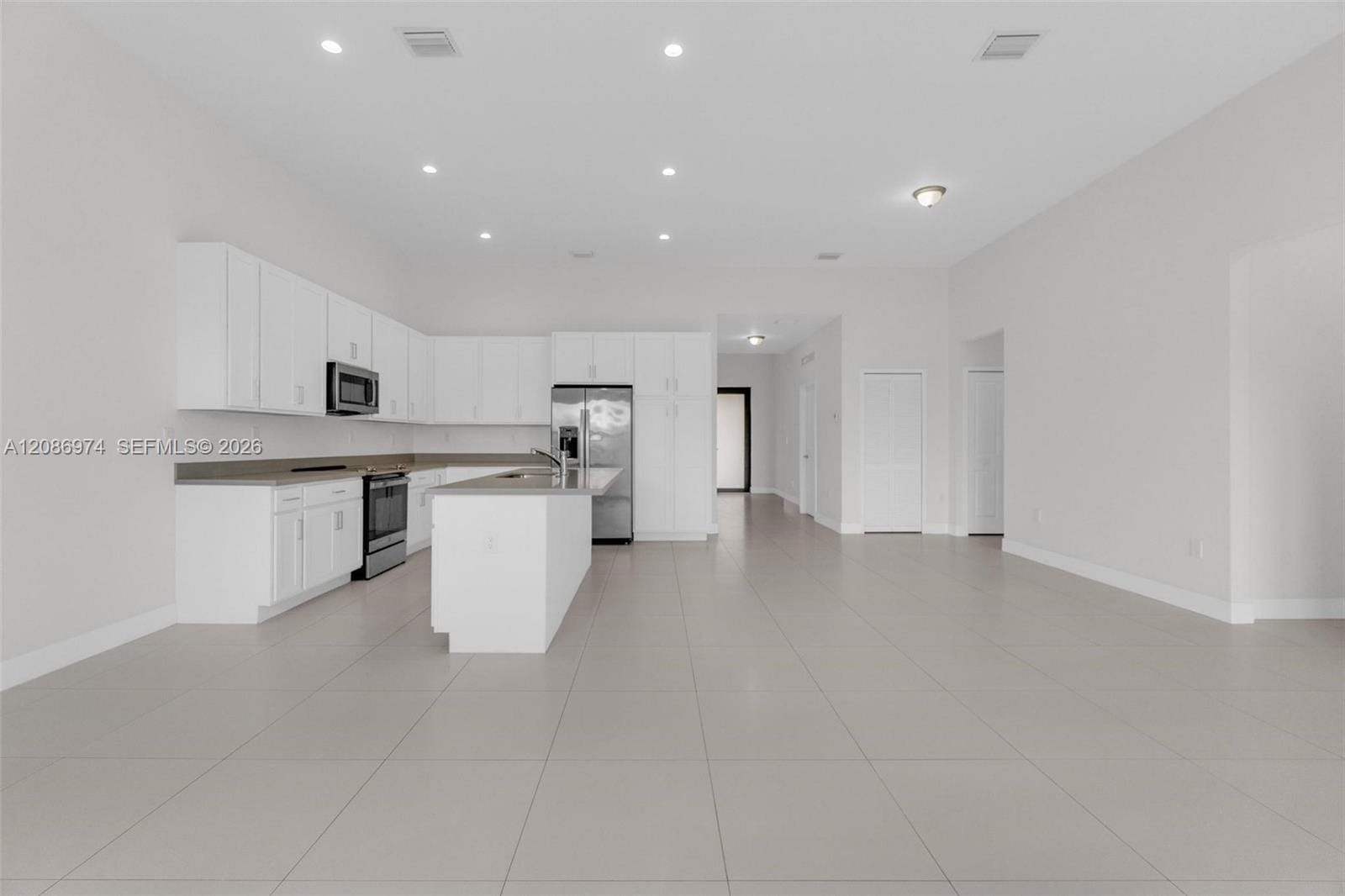 19447 SW 124th Court — photo 4