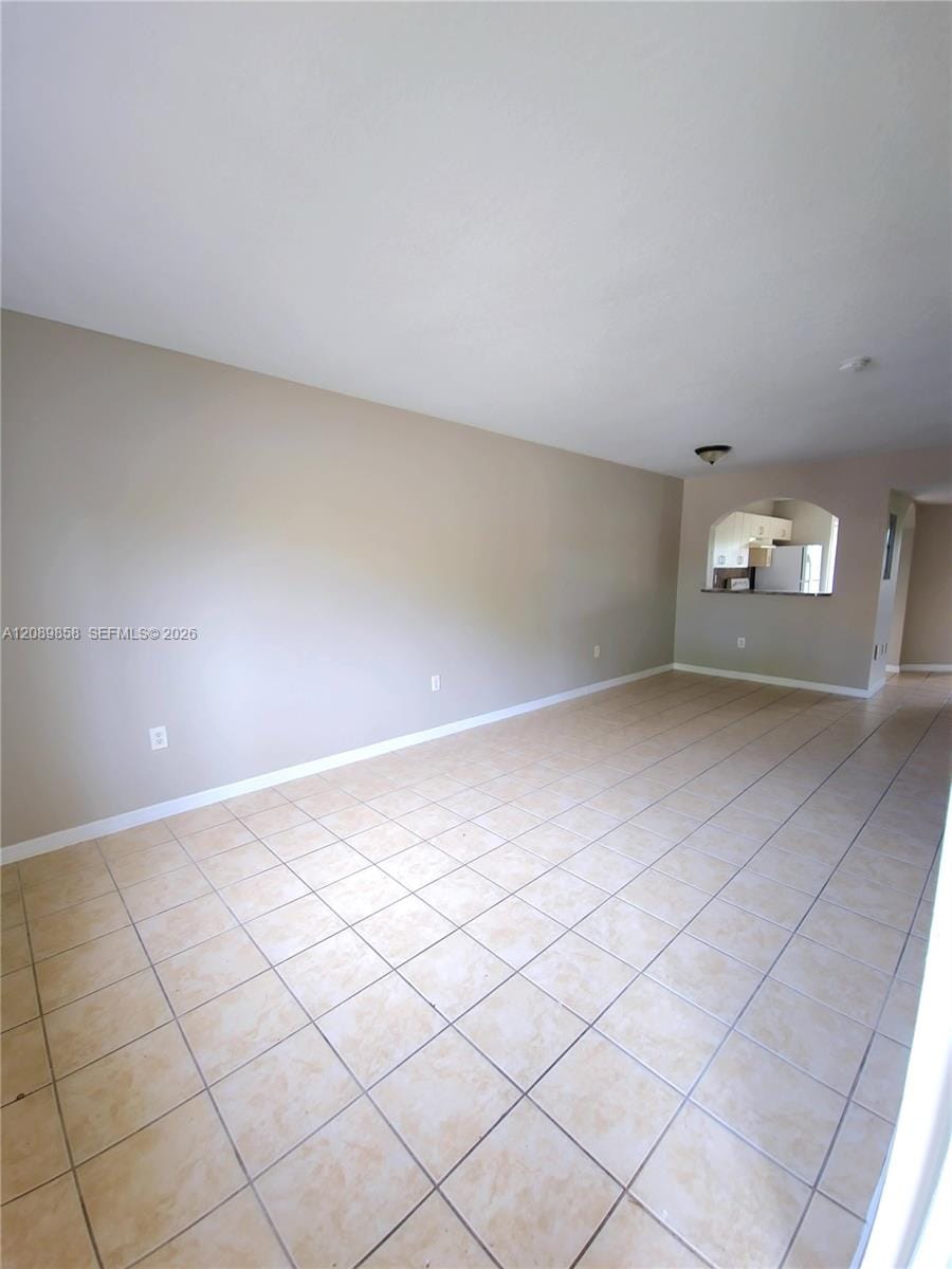 990 NE 33rd Terrace 102 — photo 2