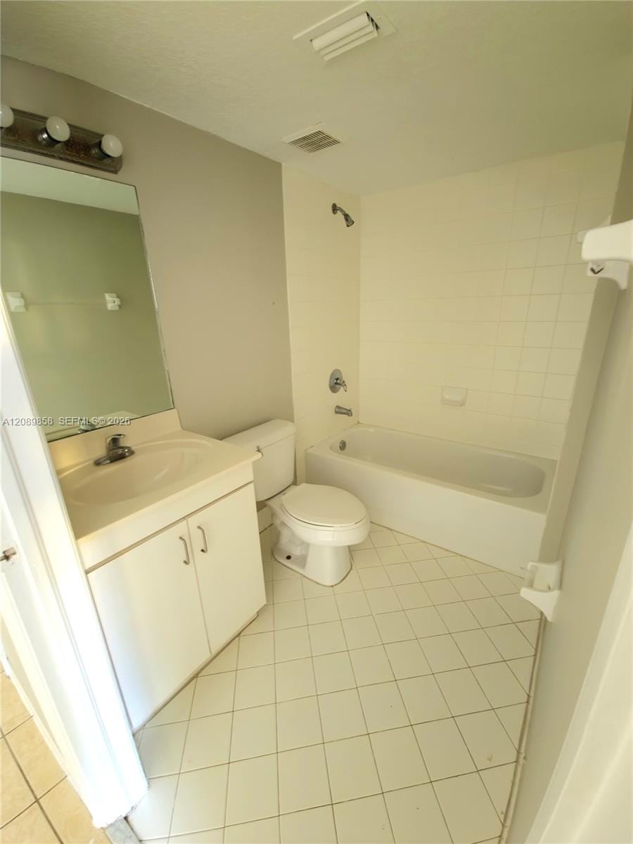 990 NE 33rd Terrace 102 — photo 9