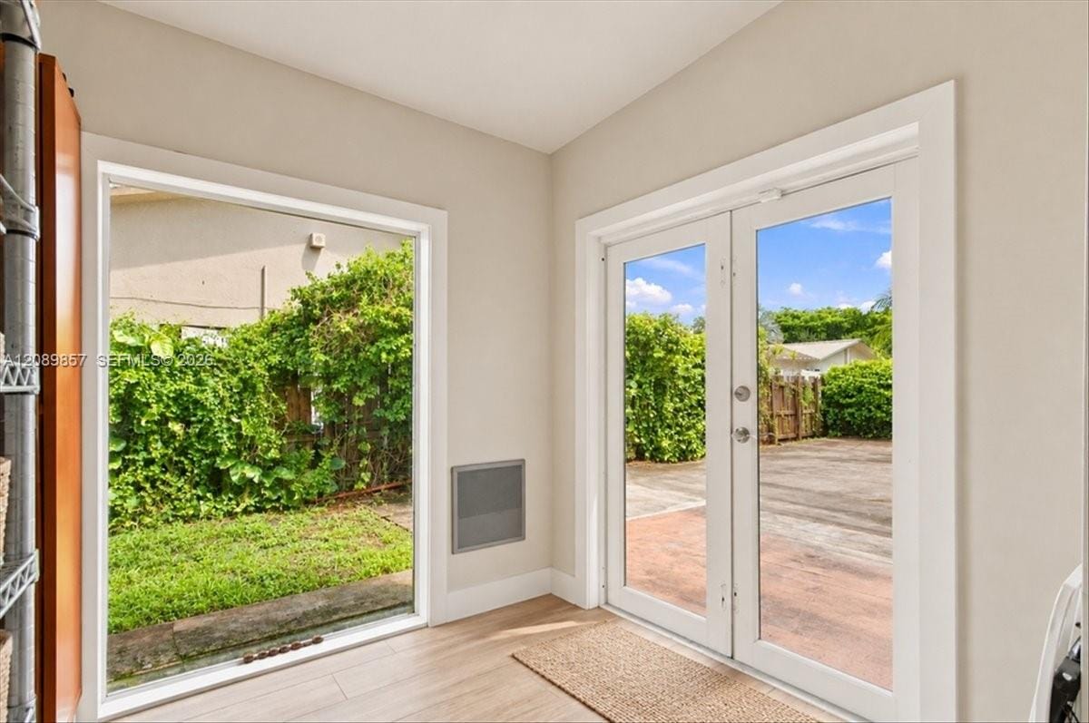 6121 NW 40th Street, Virginia Gardens, FL 33166 photo 7