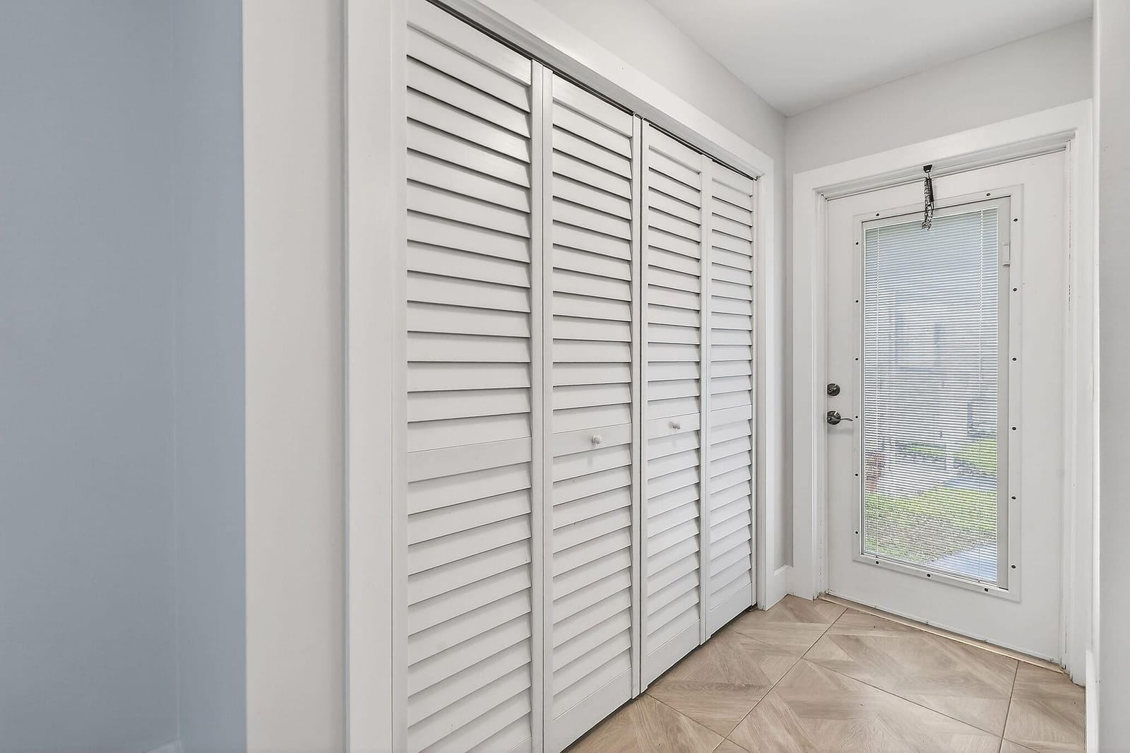 3060 MERIDIAN Way N 8 — photo 8