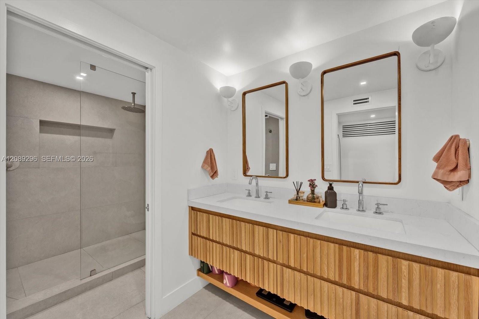 600 Grapetree Drive 7FN, Key Biscayne, FL 33149 photo 7