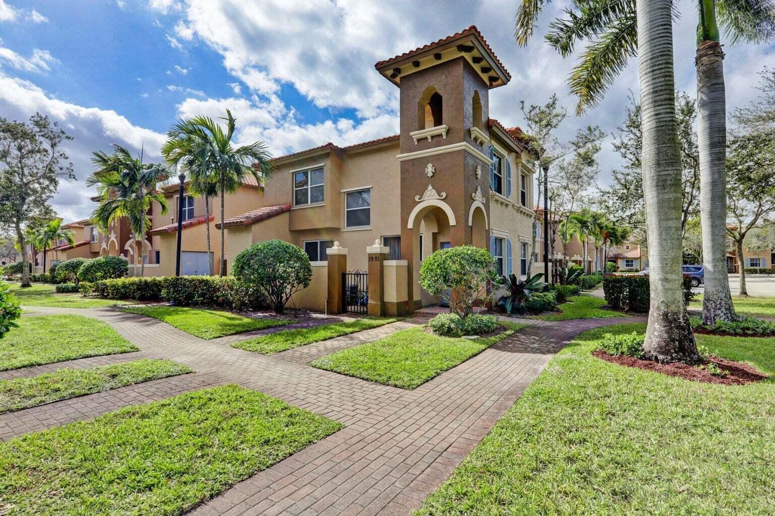 6550 Morgan Hill Trail 1901, Royal Palm Beach, FL 33411
