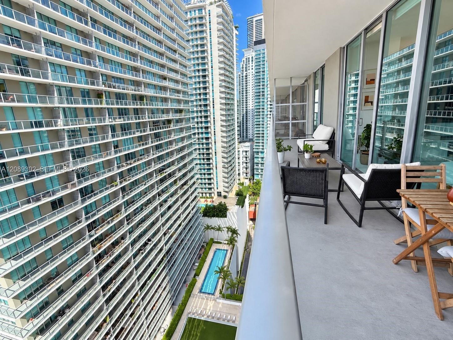 79 SW 12 Street 2910, Miami, FL 33130 photo 3