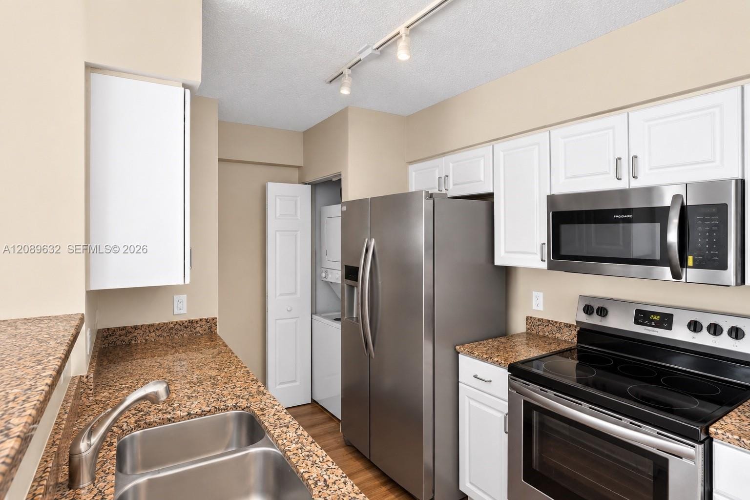 1155 Brickell Bay Drive 2905 — photo 4