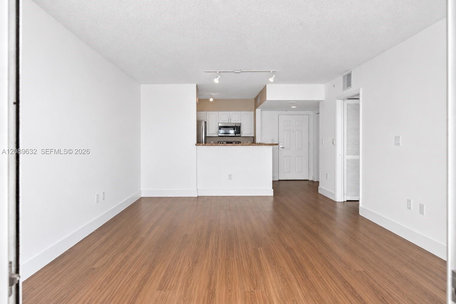 1155 Brickell Bay Drive 2905 — photo 8
