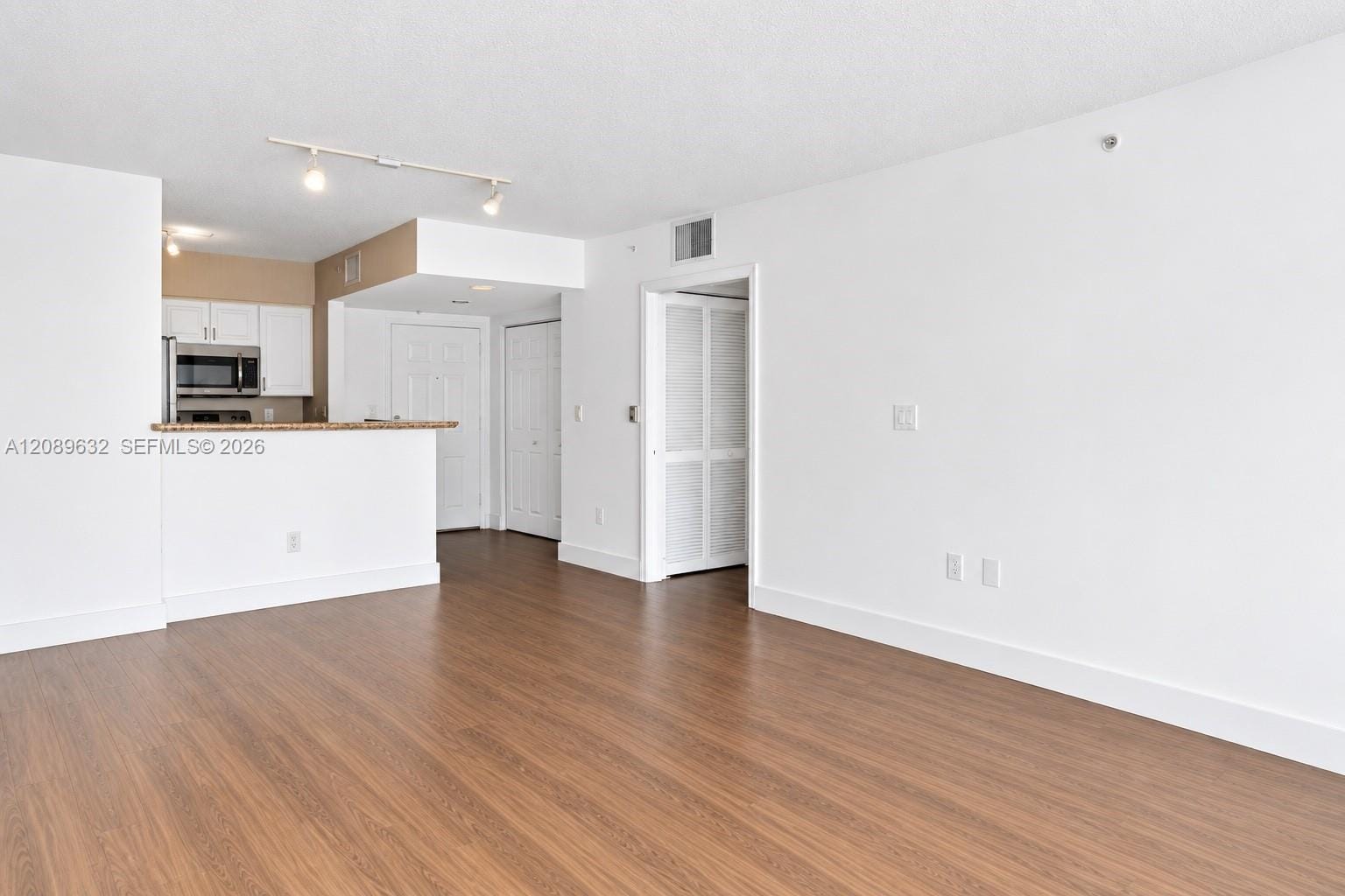 1155 Brickell Bay Drive 2905 — photo 9