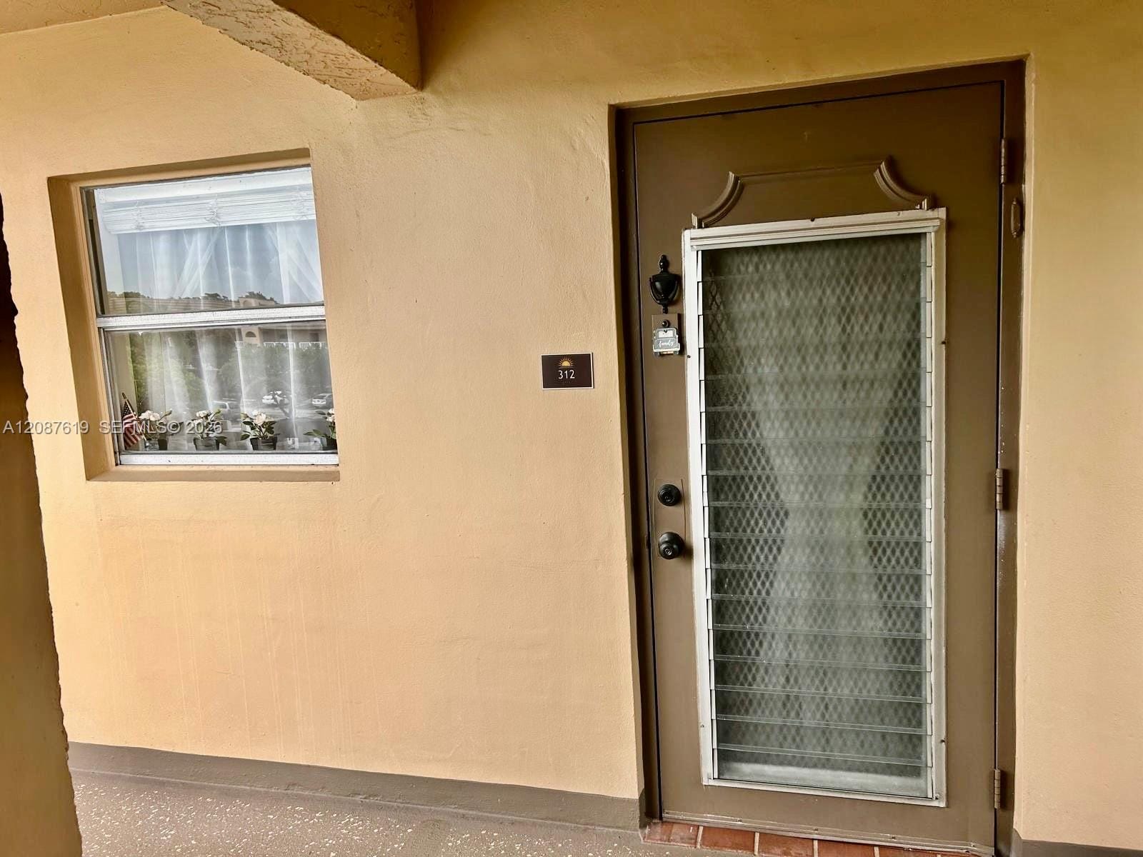9181 Sunrise Lakes Boulevard 312, Sunrise, FL 33322 photo 22