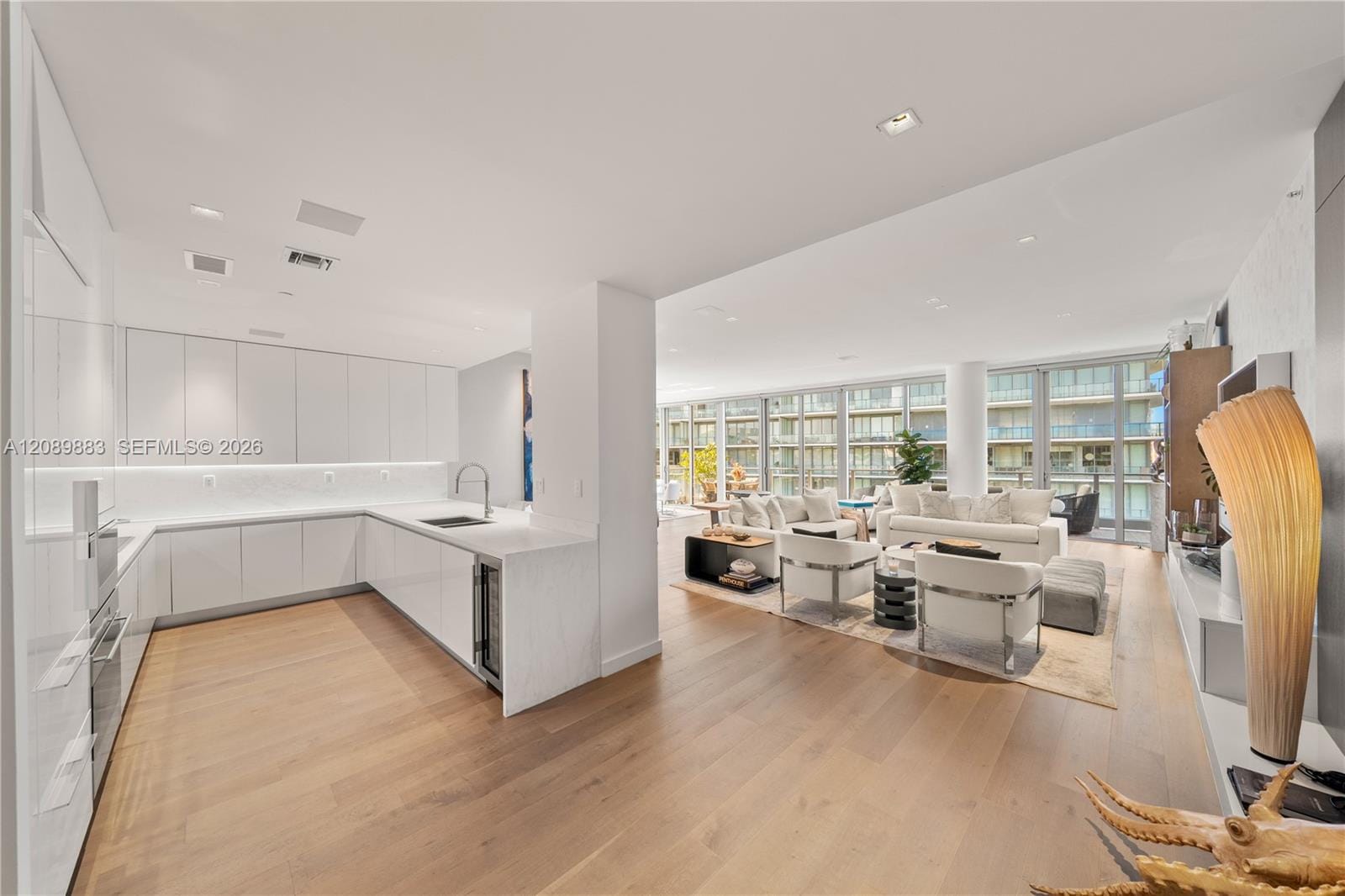 801 S Pointe Drive PH 2, Miami Beach, FL 33139 photo 23