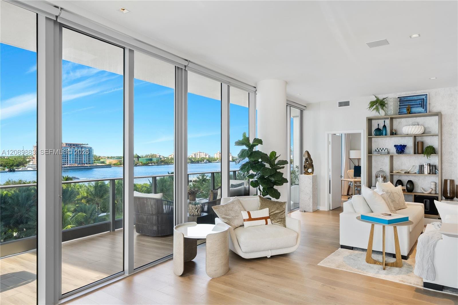 801 S Pointe Drive PH 2, Miami Beach, FL 33139 photo 28