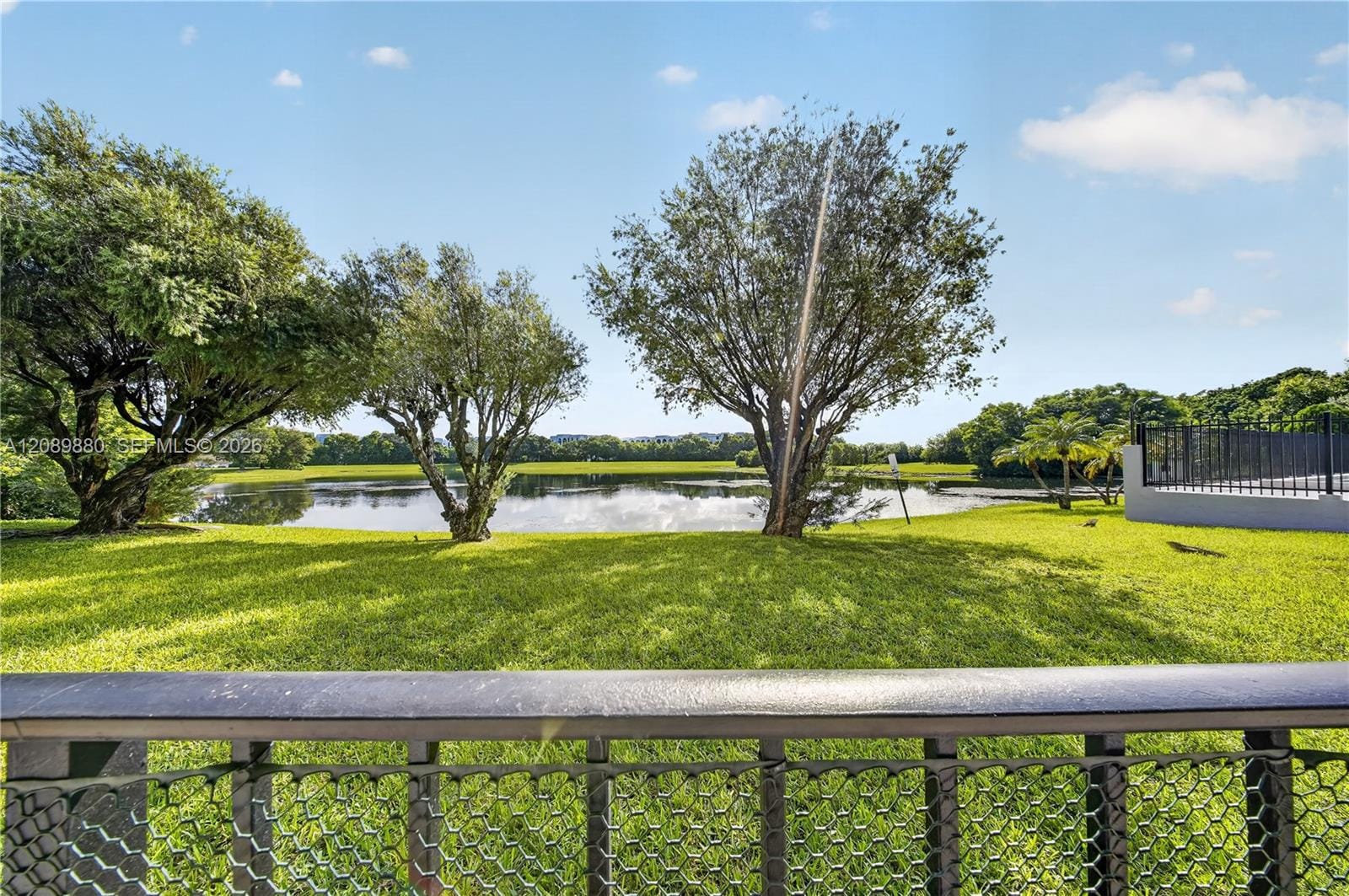 9686 Fontainebleau Boulevard 106, Miami, FL 33172 photo 23