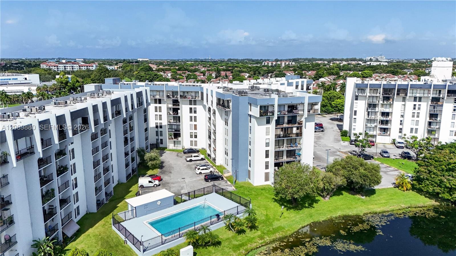 9686 Fontainebleau Boulevard 106, Miami, FL 33172 photo 28
