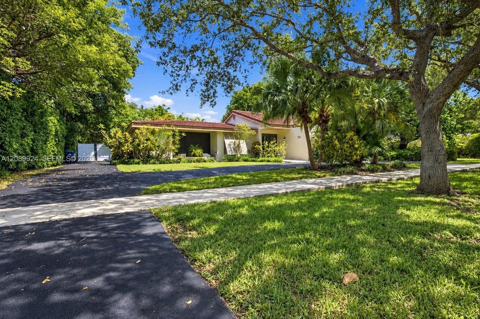 17631 SW 77th Avenue, Palmetto Bay, FL 33157