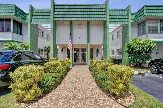 2271 NW 48th Terrace 105, Lauderhill, FL 33313