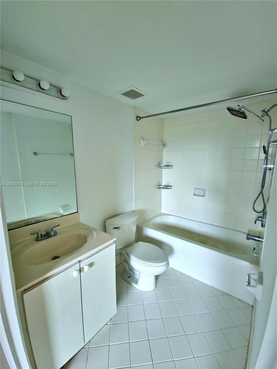 940 NE 33rd Terrace 102 — photo 7