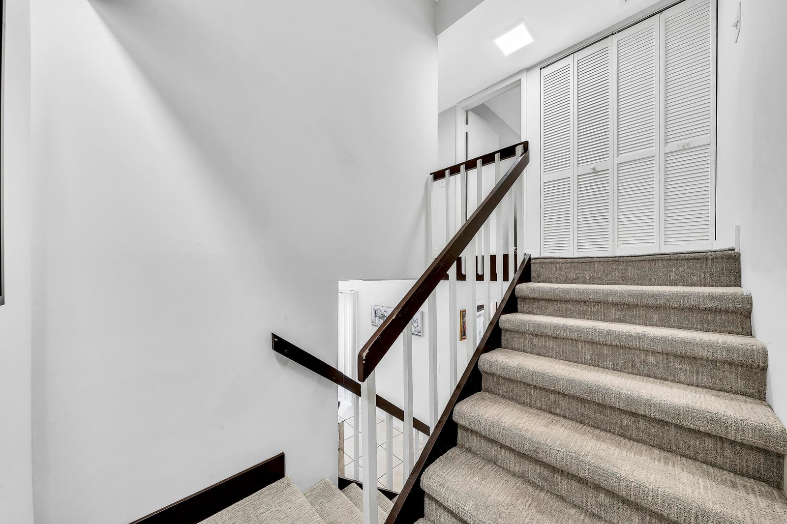 2228 WHITE PINE Circle A — photo 12