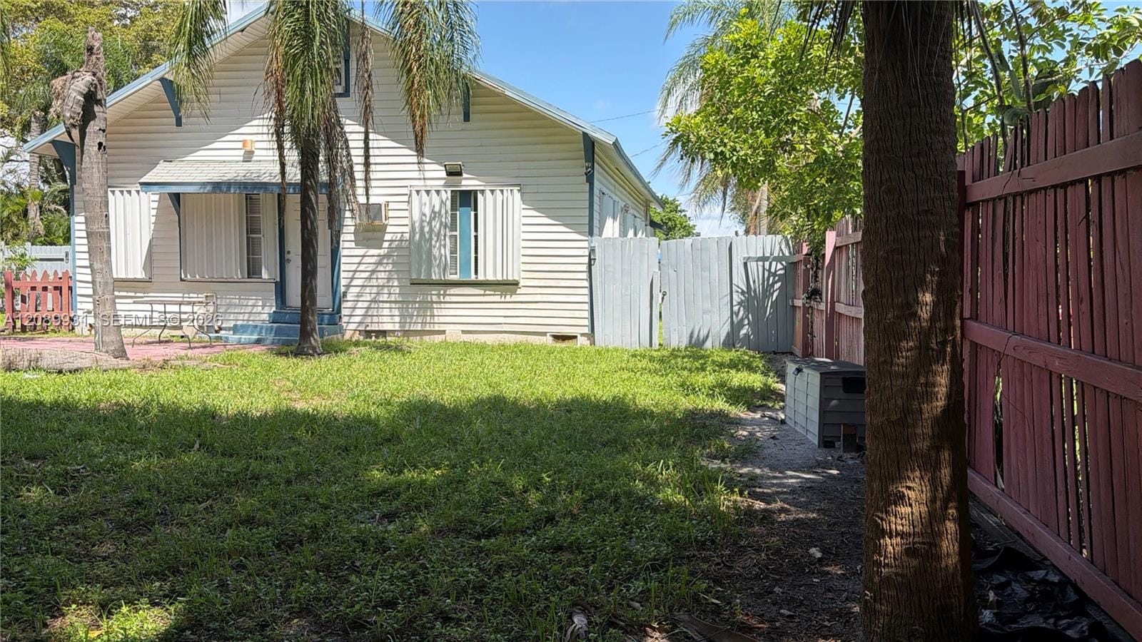 112 SE 3rd Street, Hallandale Beach, FL 33009 photo 16