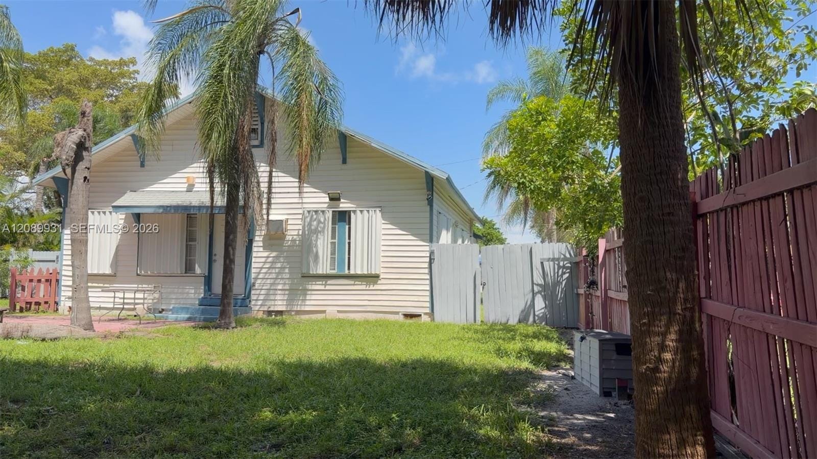 112 SE 3rd Street, Hallandale Beach, FL 33009 photo 18