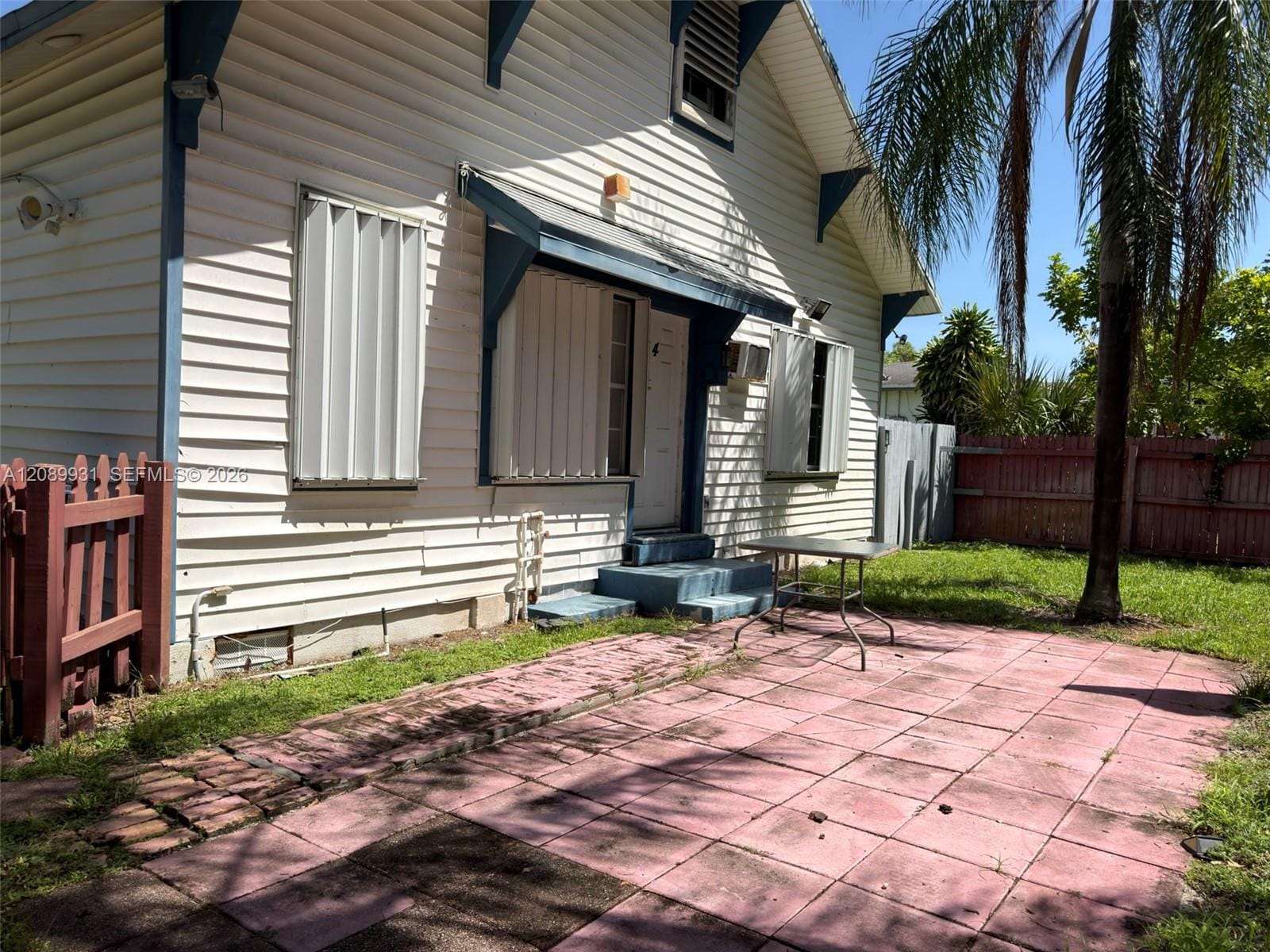 112 SE 3rd Street, Hallandale Beach, FL 33009 photo 7