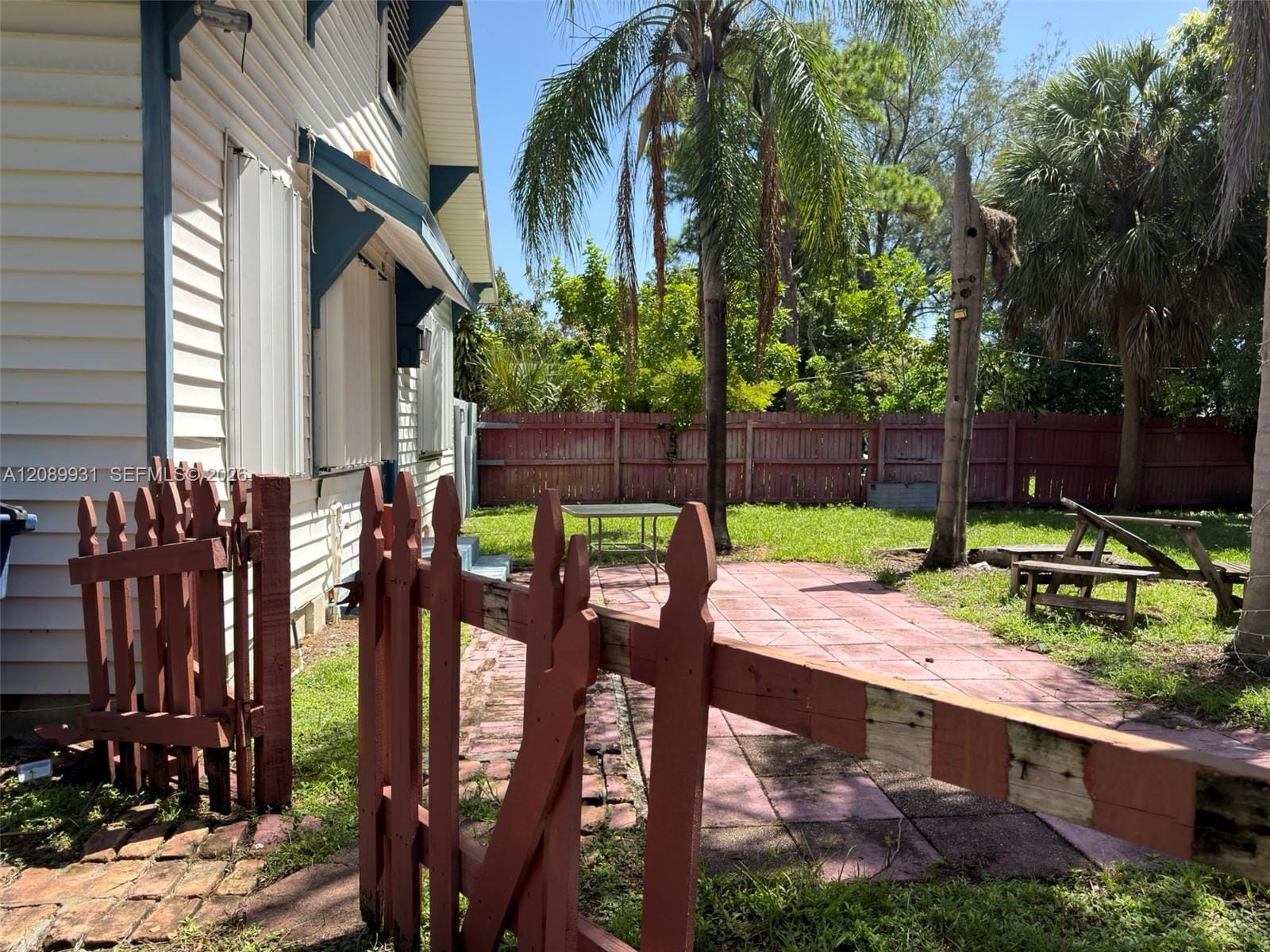 112 SE 3rd Street, Hallandale Beach, FL 33009 photo 8