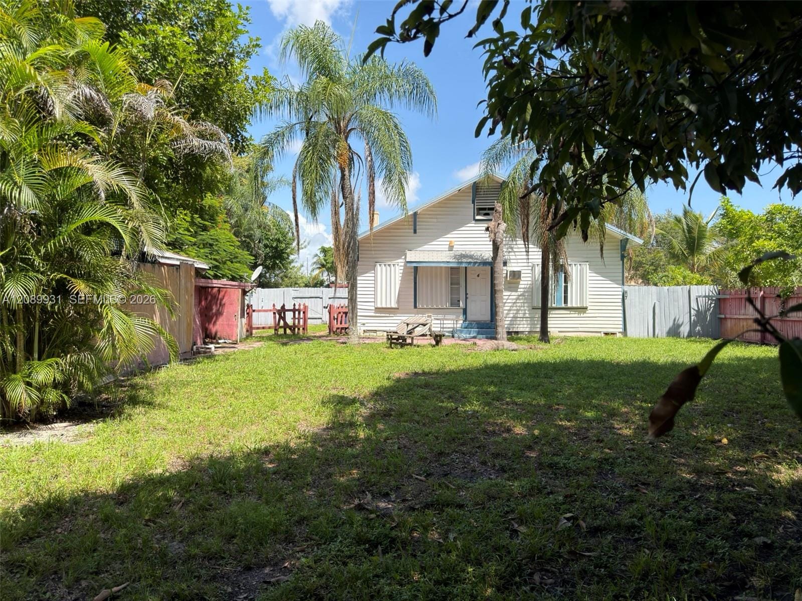 112 SE 3rd Street, Hallandale Beach, FL 33009 photo 10