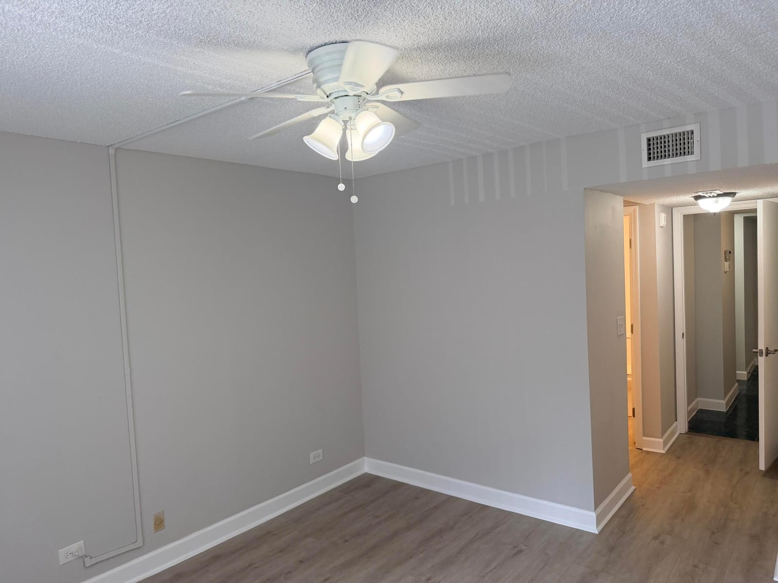 3740 INVERRARY Drive 2Y, Lauderhill, FL 33319 photo 17