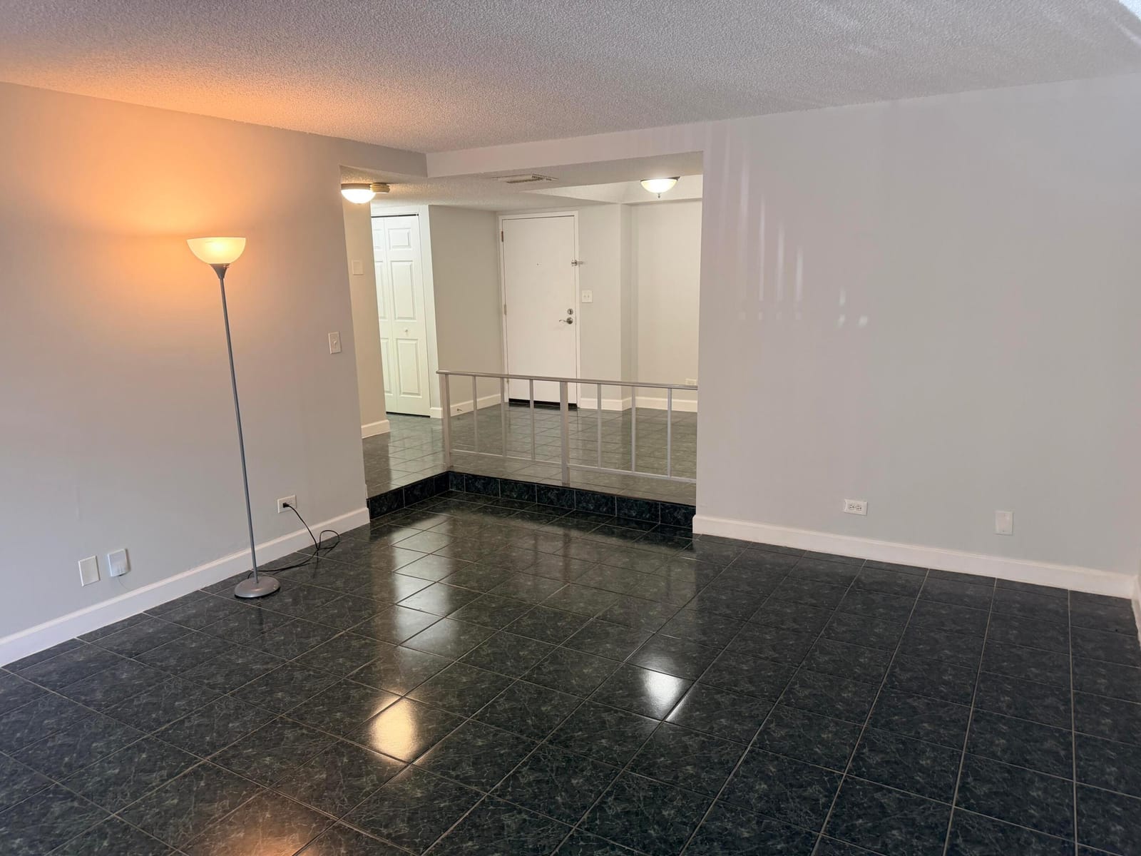 3740 INVERRARY Drive 2Y, Lauderhill, FL 33319 photo 18