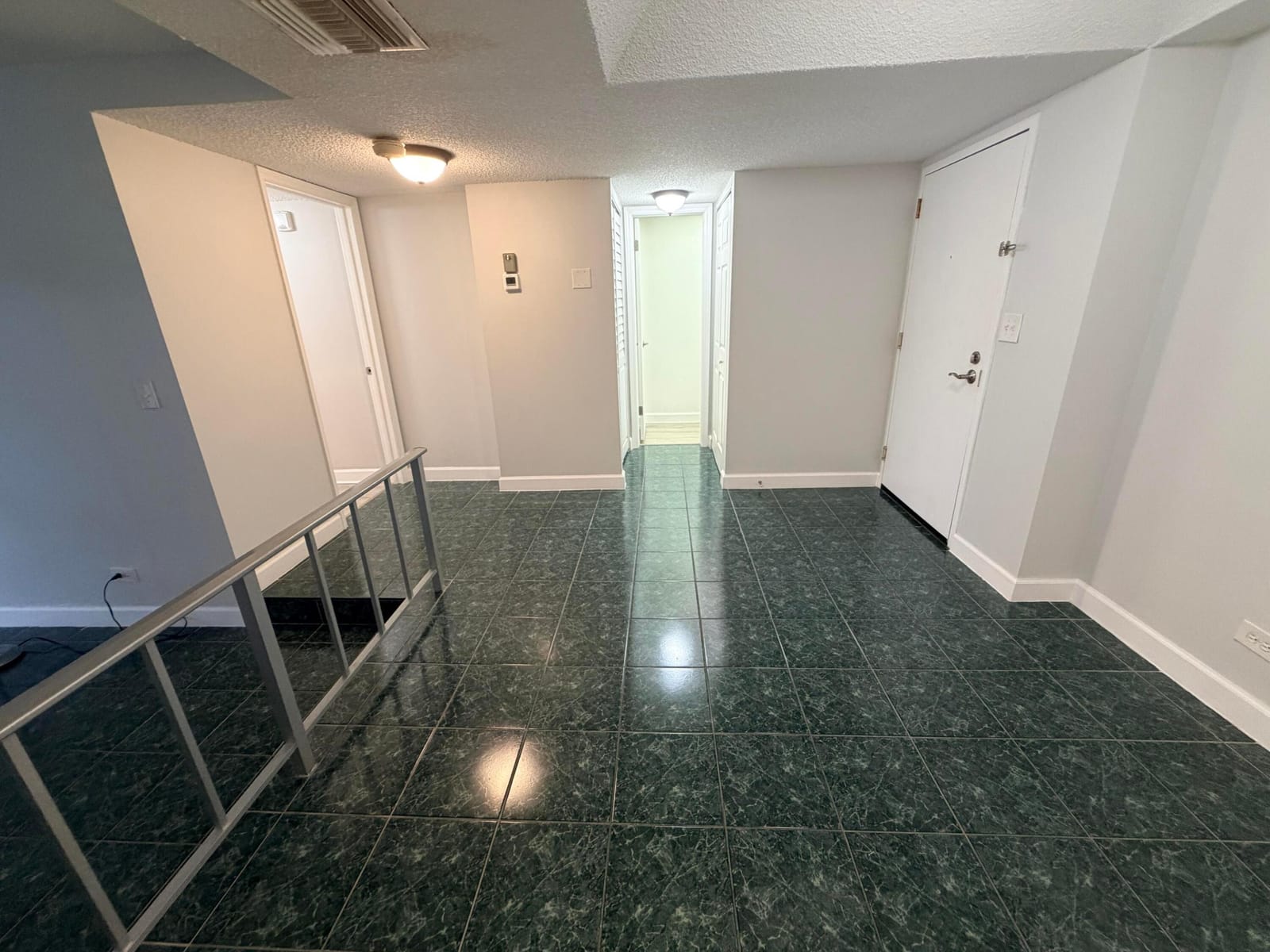 3740 INVERRARY Drive 2Y, Lauderhill, FL 33319 photo 21