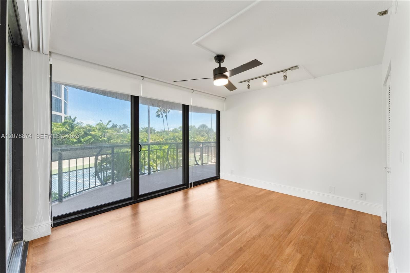 2843 S Bayshore Drive 3F, Miami, FL 33133 photo 6