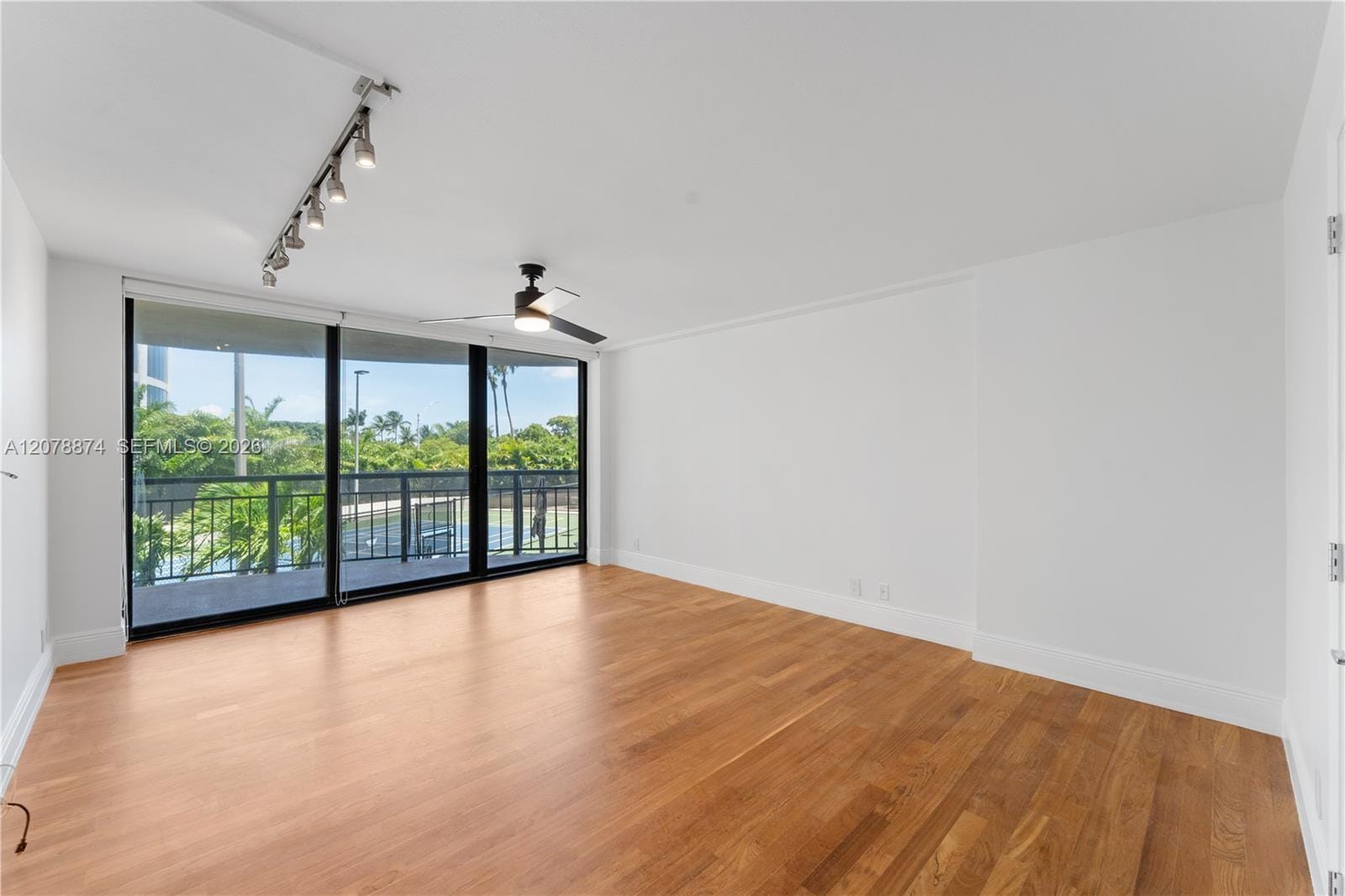 2843 S Bayshore Drive 3F, Miami, FL 33133 photo 9