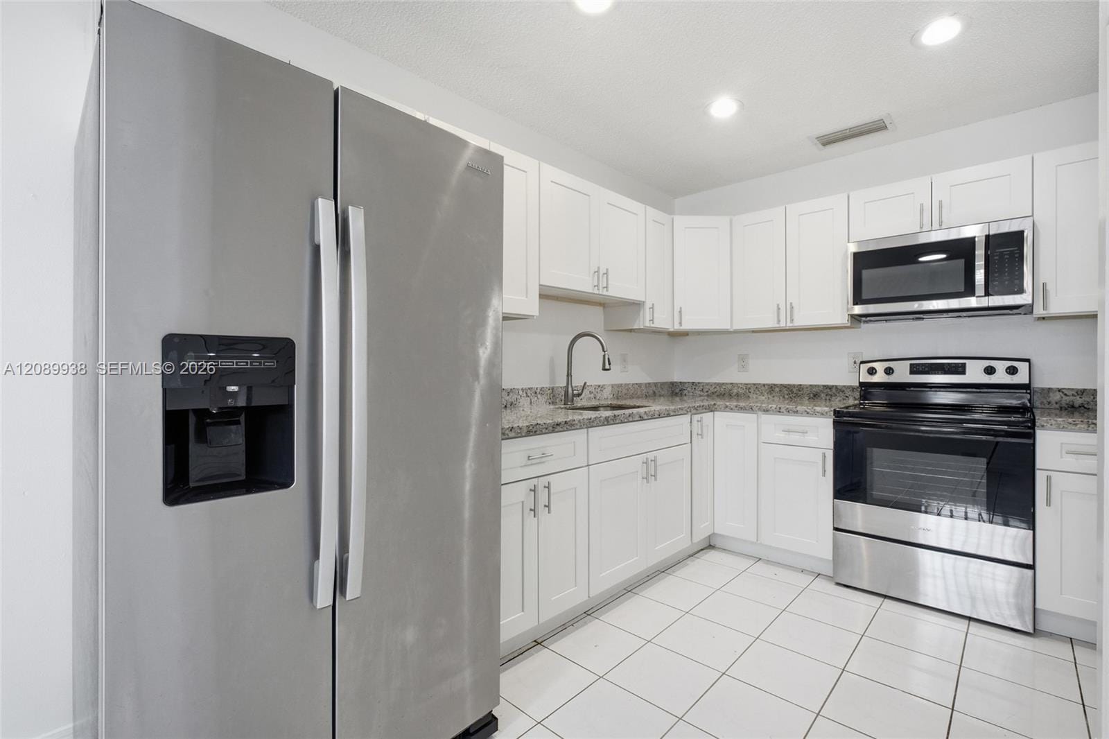 873 SW 10th Street, Florida City, FL 33034 photo 2