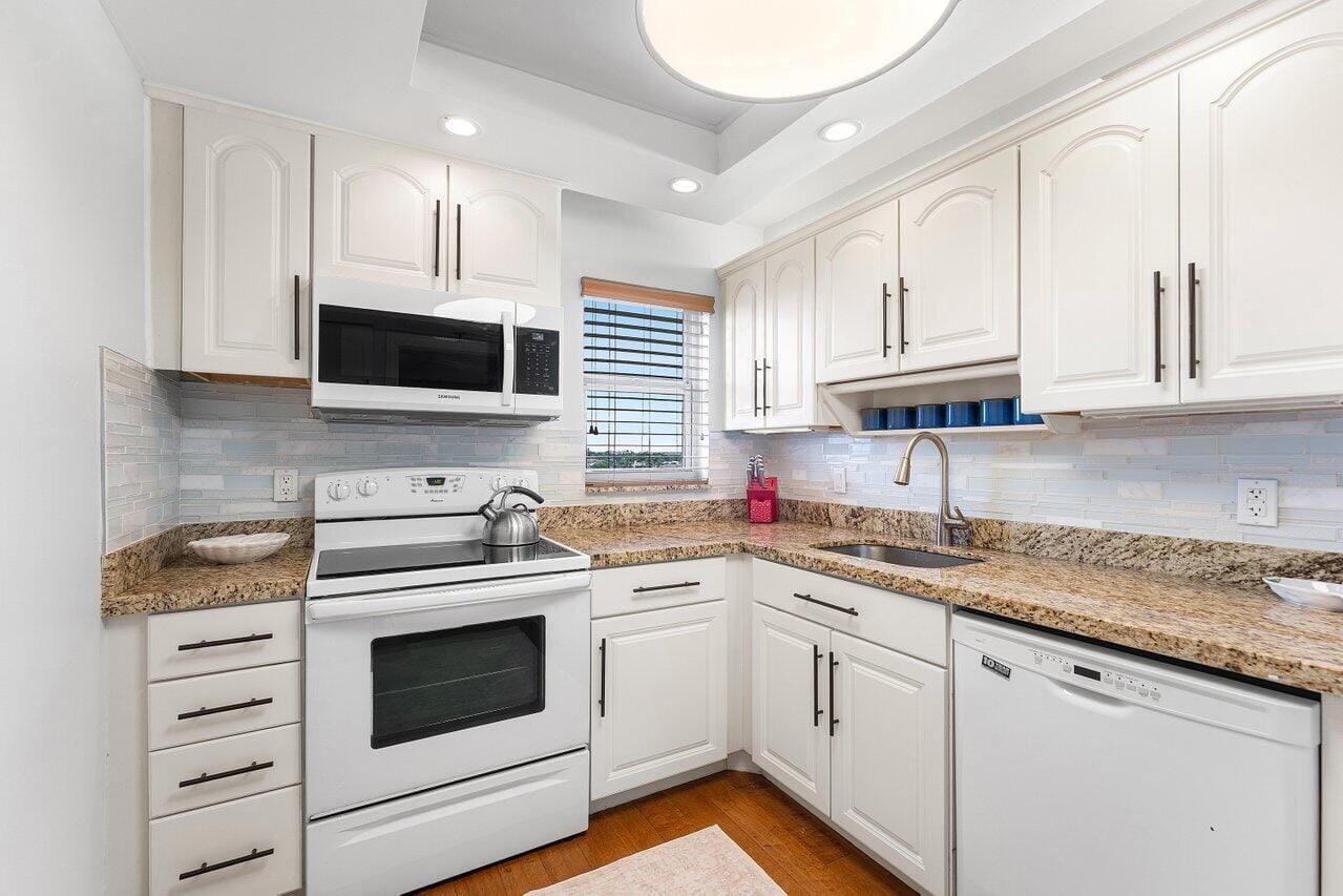 4505 S Ocean Boulevard 502, Highland Beach, FL 33487 photo 14