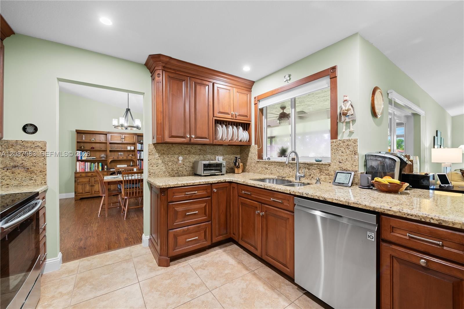 6581 Falconsgate Avenue, Davie, FL 33331 photo 15