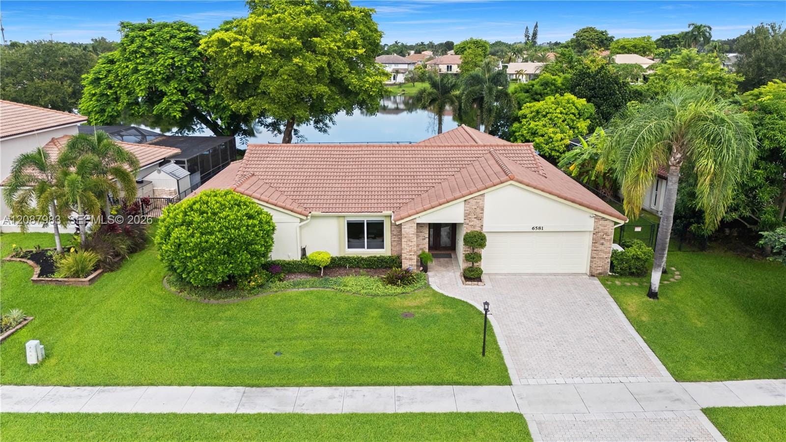6581 Falconsgate Avenue, Davie, FL 33331 photo 3