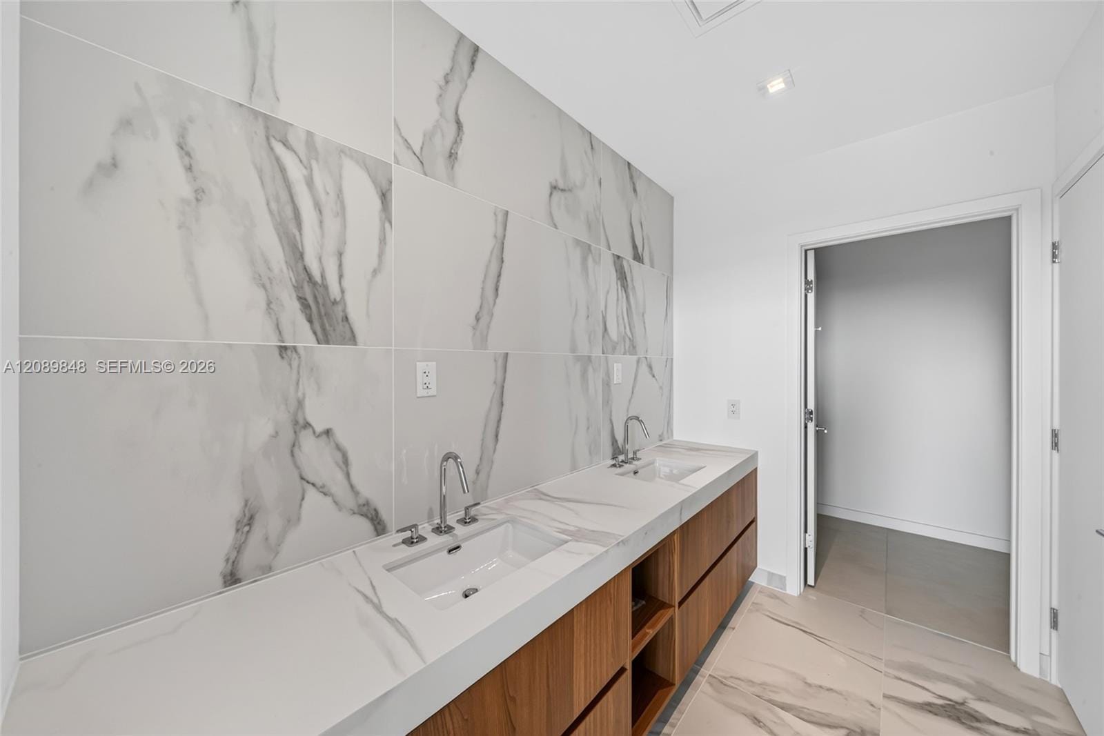1400 Biscayne Boulevard 705, Miami, FL 33132 photo 21