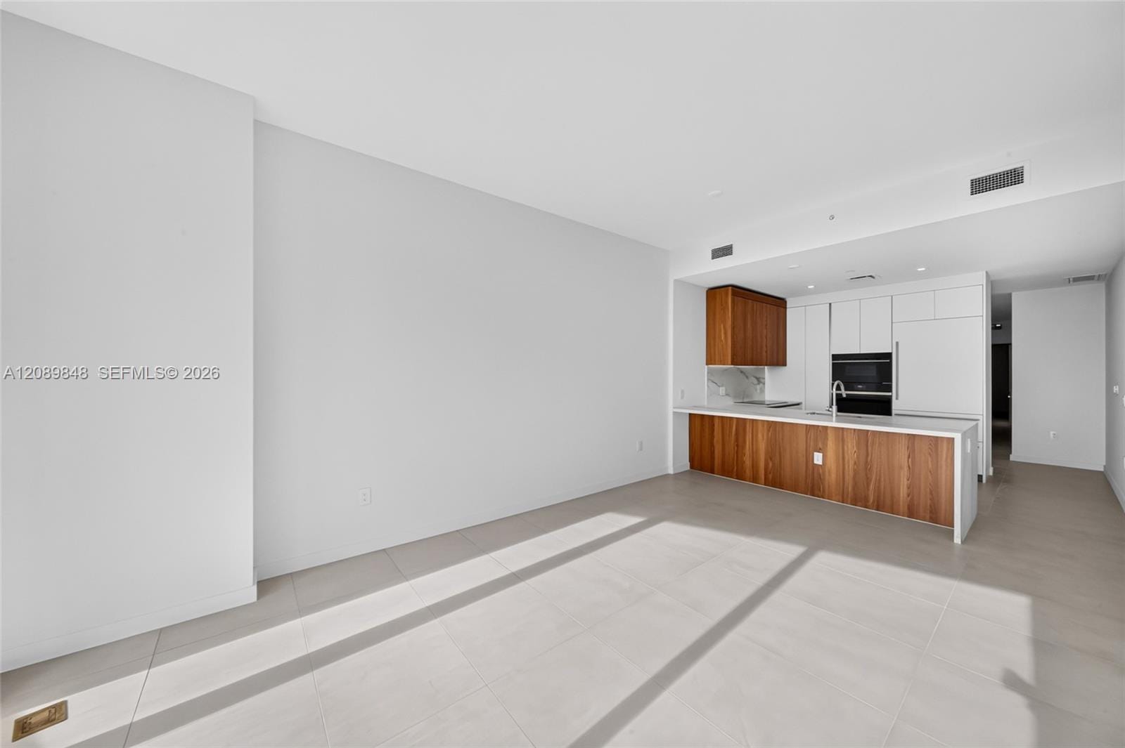 1400 Biscayne Boulevard 705 — photo 8