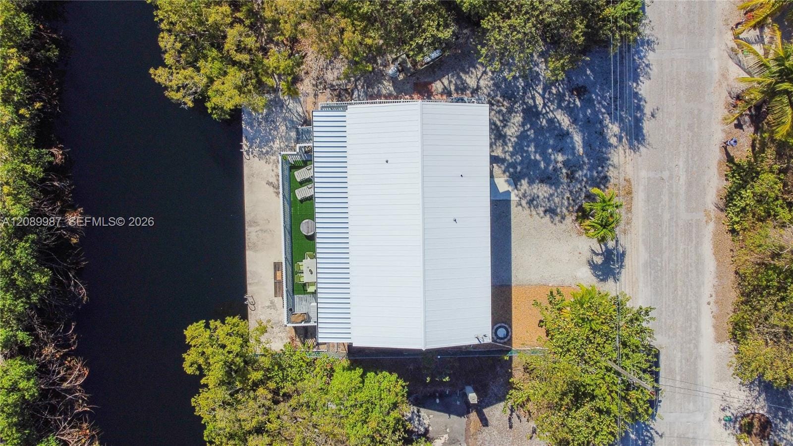 133 Valois Boulevard, Key Largo, FL 33037 photo 2