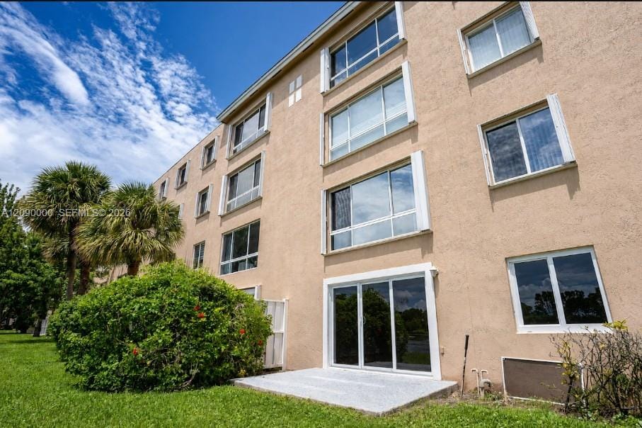 5810 Crystal Shores Drive 102