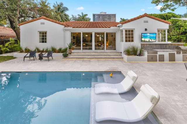 823 NE 72nd Street, sold in ZIP 33138, Miami, FL
