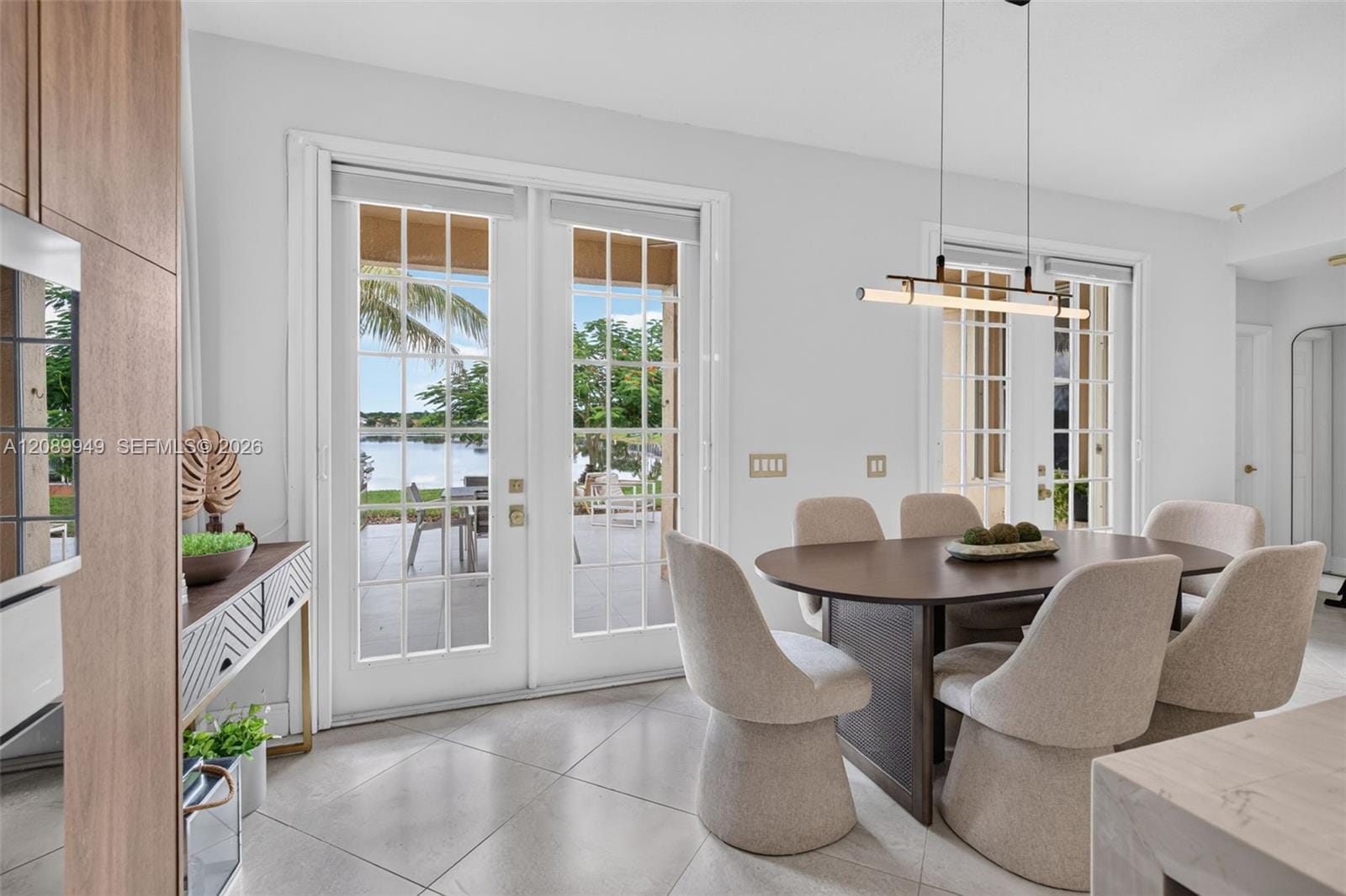 820 Falling Water Road, Weston, FL 33326 photo 14