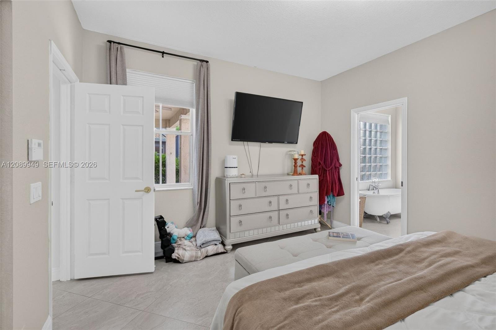 820 Falling Water Road, Weston, FL 33326 photo 22