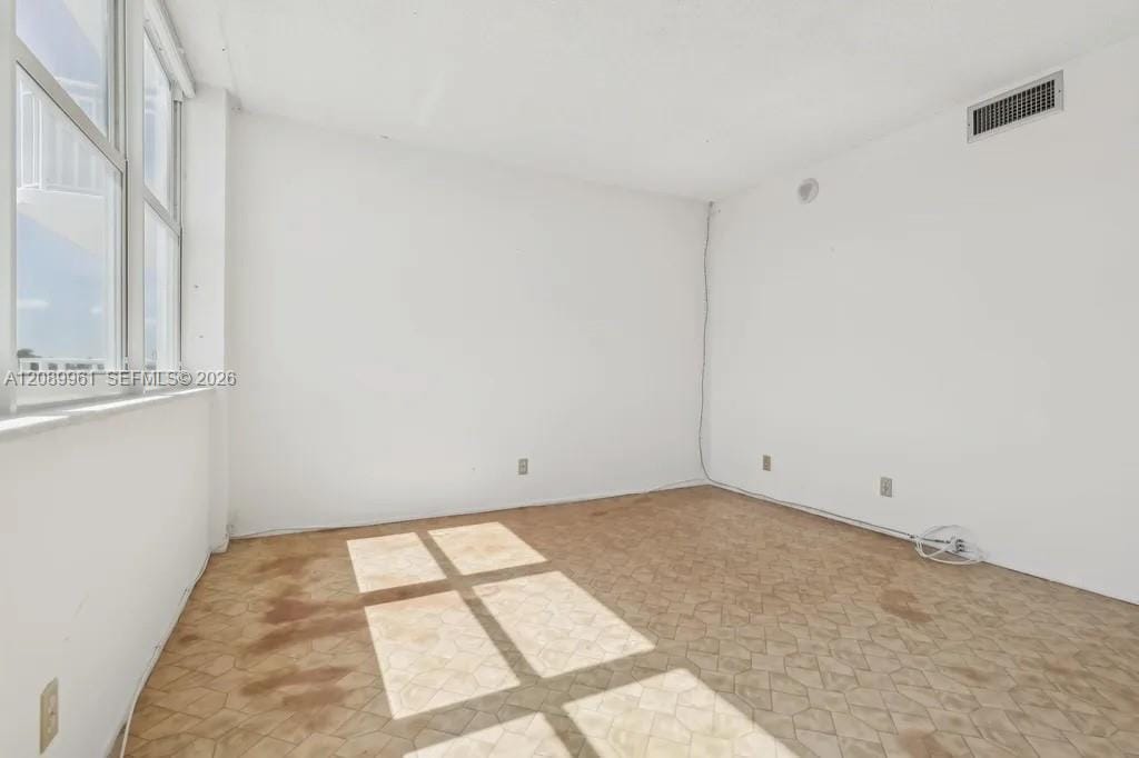 2150 Sans Souci Boulevard C402, North Miami, FL 33181 photo 23