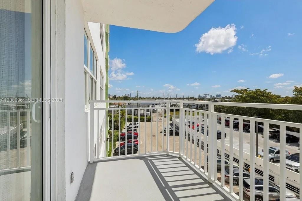 2150 Sans Souci Boulevard C402, North Miami, FL 33181 photo 29