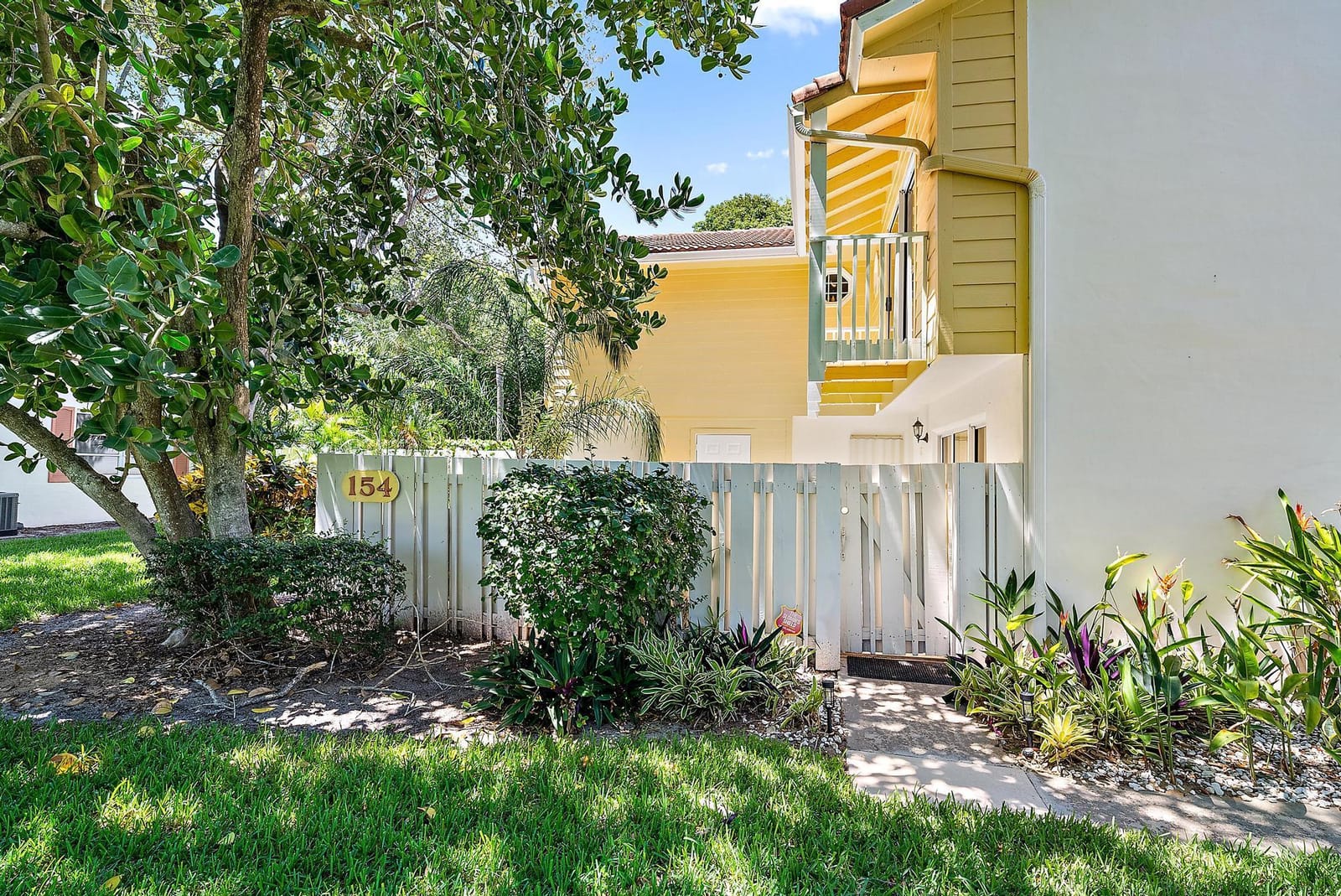 154 Seabreeze Circle, Jupiter, FL 33477 photo 3