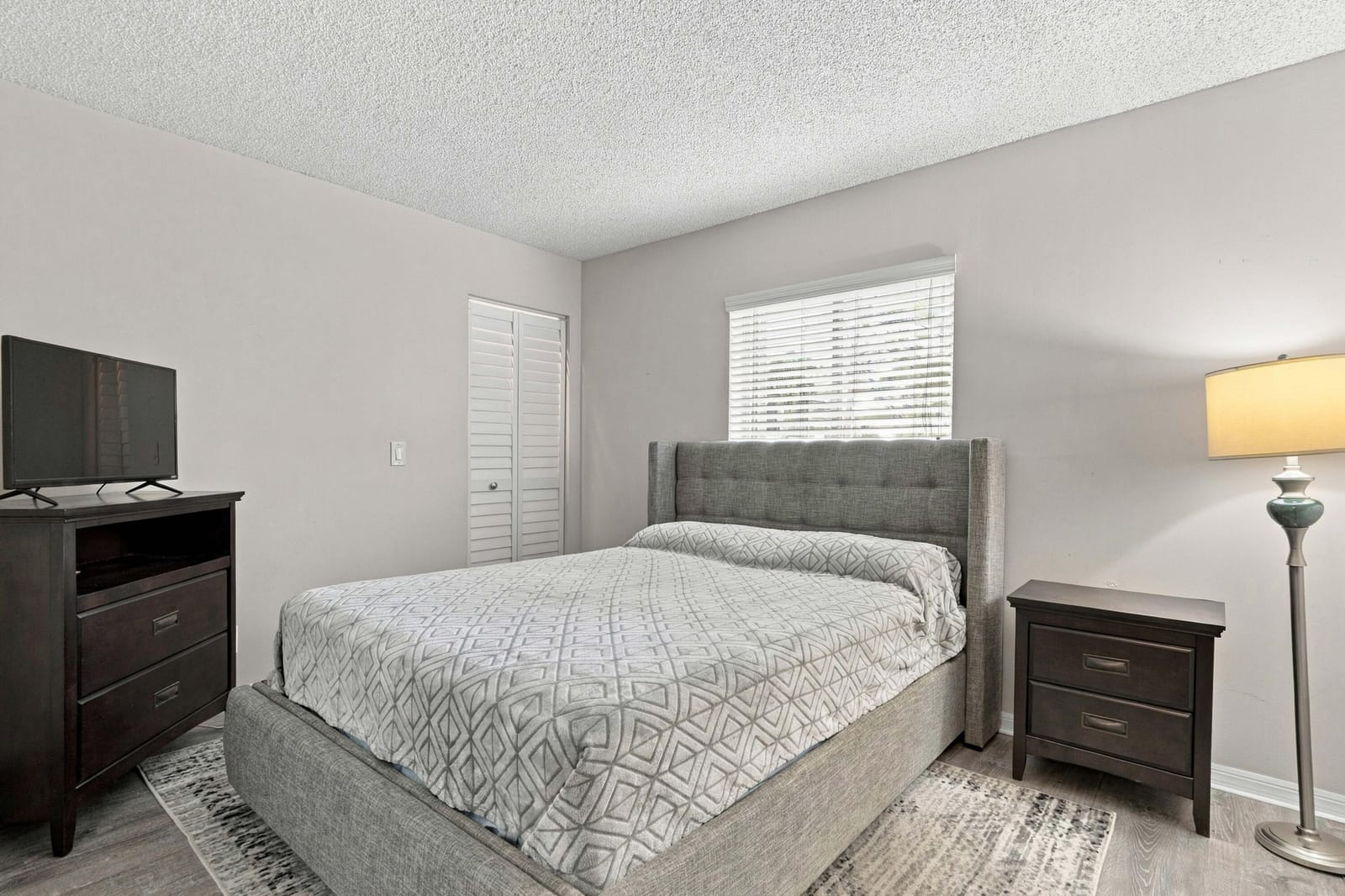 308 KNOTTY PINE Circle D-1, Greenacres, FL 33463 photo 9