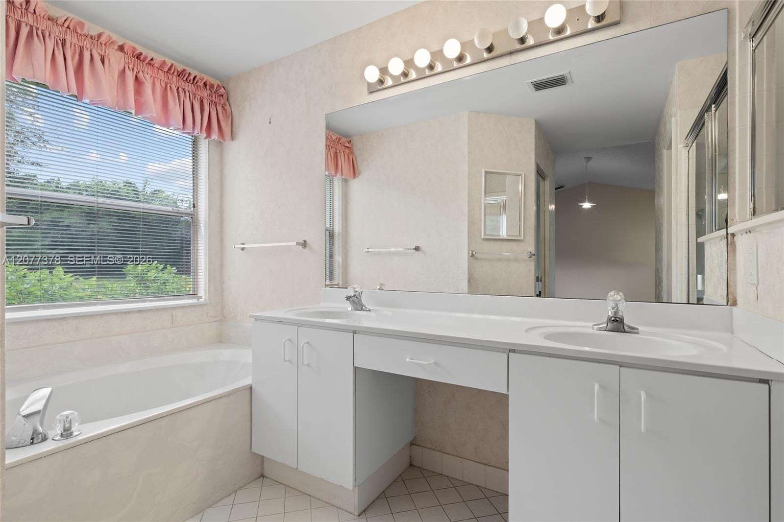 113 W Bayridge Drive, Weston, FL 33326 photo 12