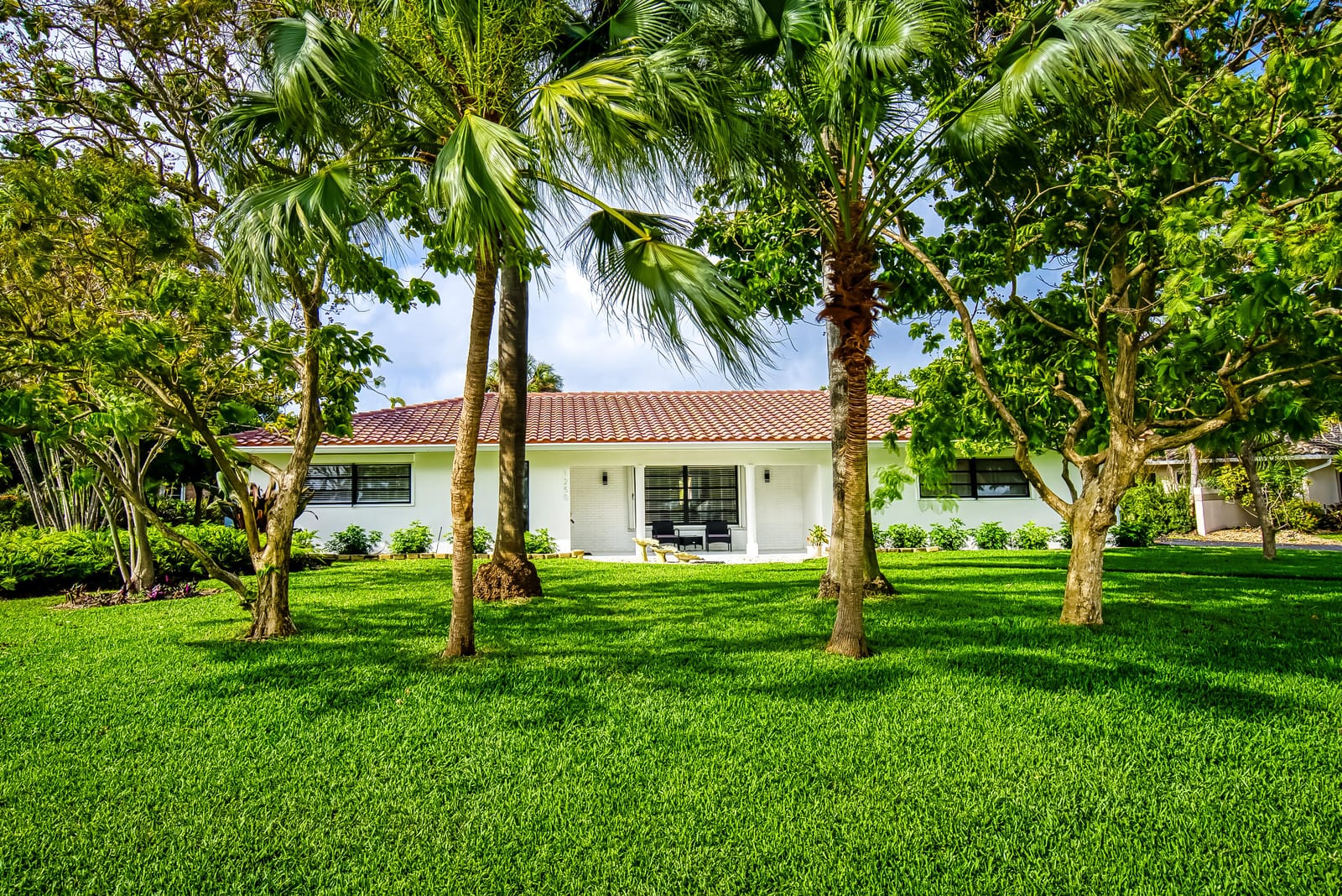 1250 SE 10TH Street, Deerfield Beach, FL 33441 photo 3