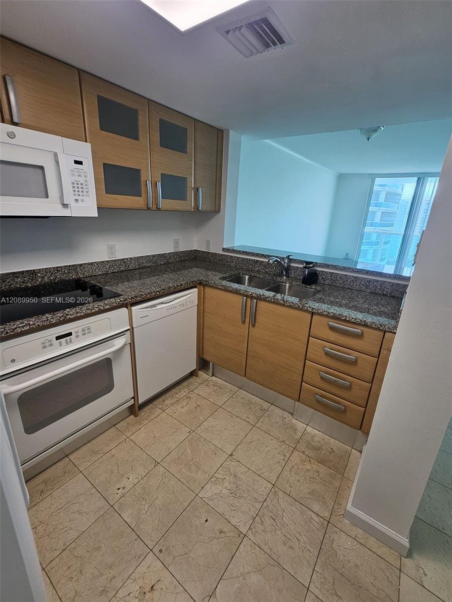 2101 Brickell Avenue 2111 — photo 4