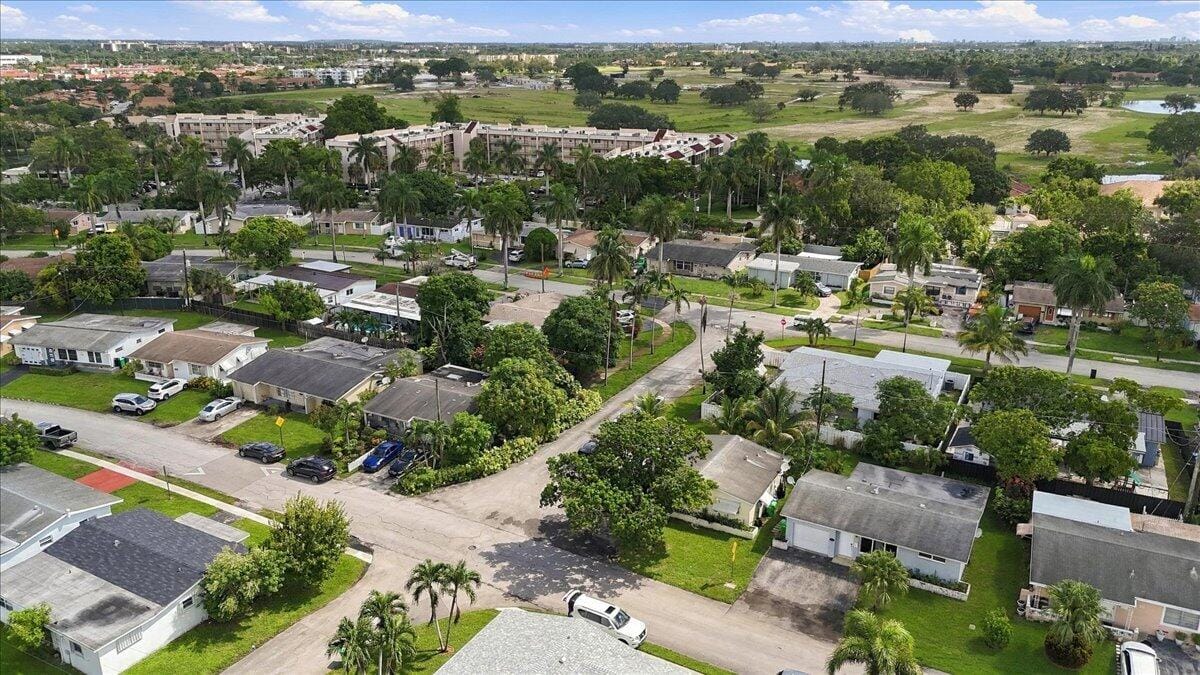 2294 NW 81ST Terrace, Sunrise, FL 33322 photo 21