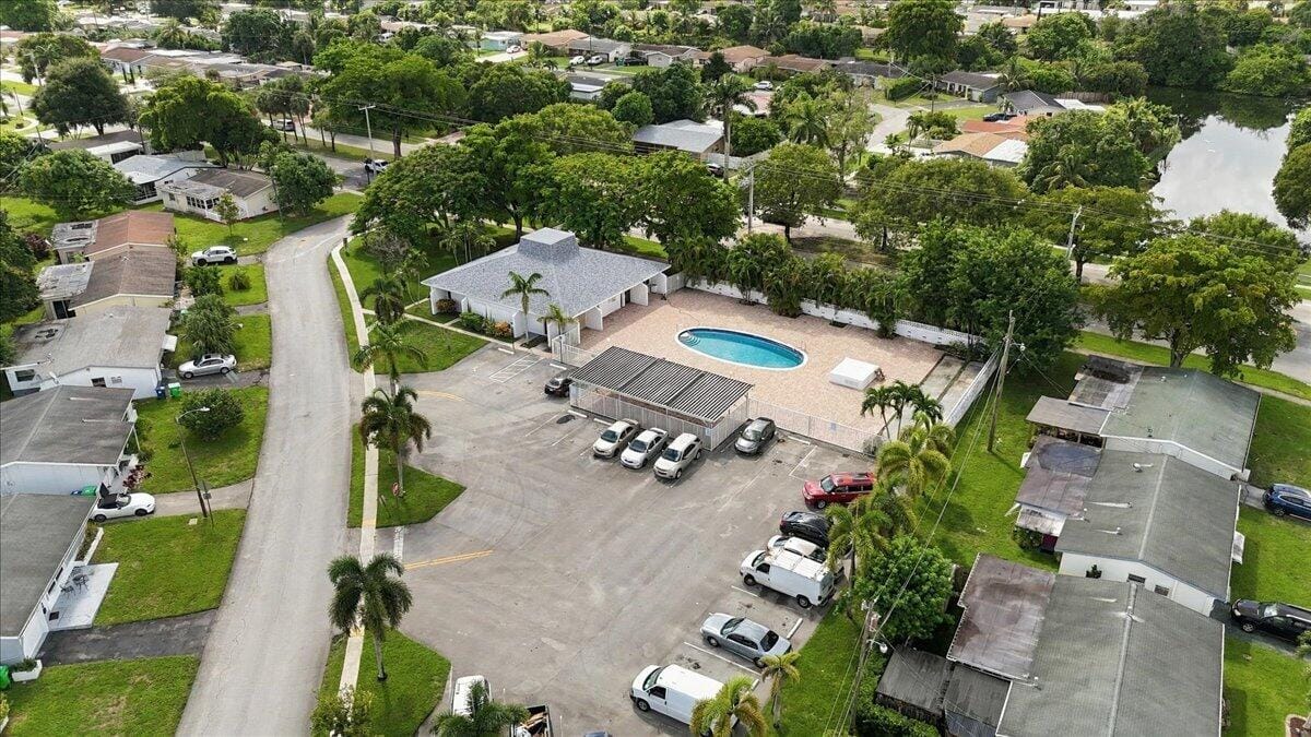 2294 NW 81ST Terrace, Sunrise, FL 33322 photo 23
